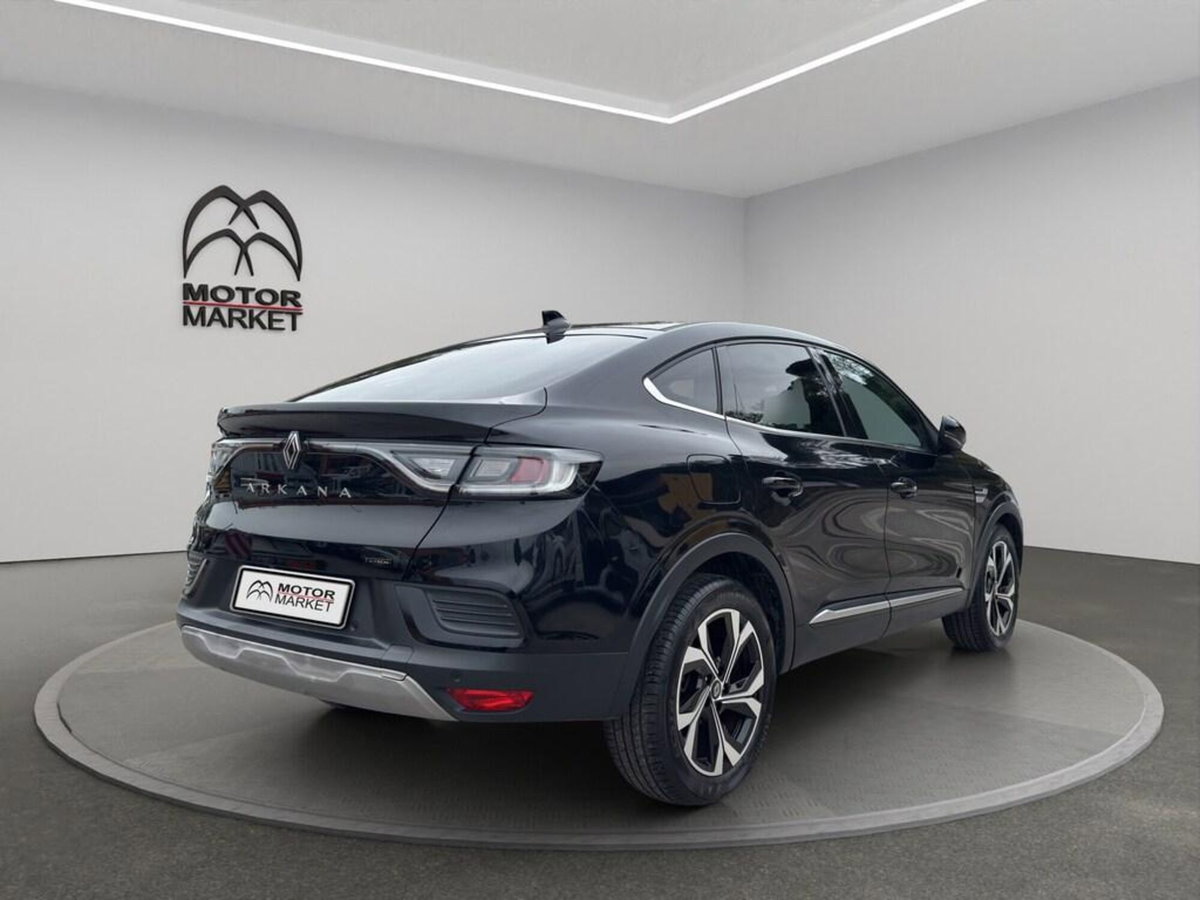 Renault Arkana 1.6 full hybrid Techno 145cv (7)