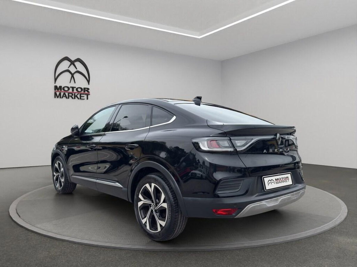Renault Arkana 1.6 full hybrid Techno 145cv (8)