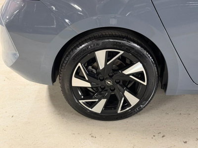 Opel Astra 1.2 hybrid GS 145cv dct6 (14)