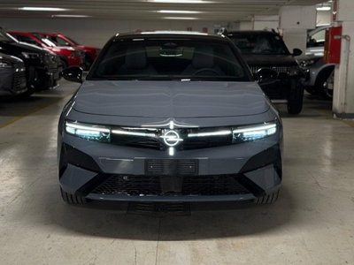 Opel Astra 1.2 hybrid GS 145cv dct6 (2)