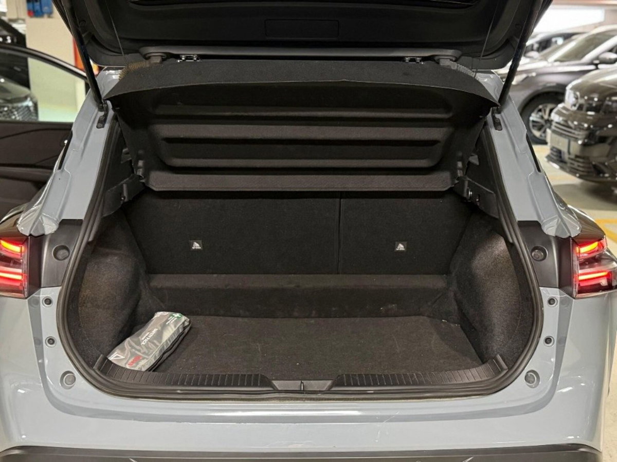 Nissan Qashqai 1.3 mhev Acenta 2wd 140cv (15)
