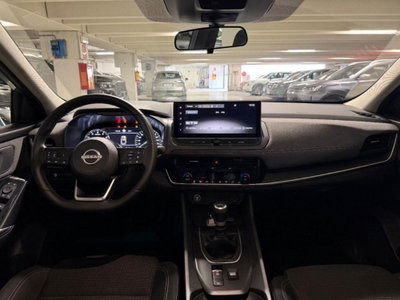 Nissan Qashqai 1.3 mhev Acenta 2wd 140cv (9)