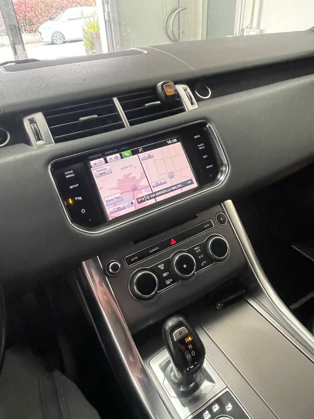 Land Rover Range Rover Sport 3.0 TDV6 HSE Dynamic (11)