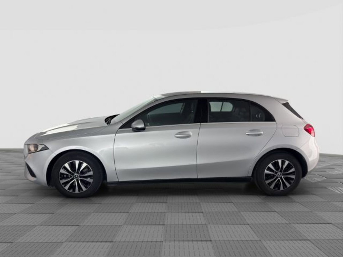 Mercedes-Benz Classe A 180 Automatic Executive (2)