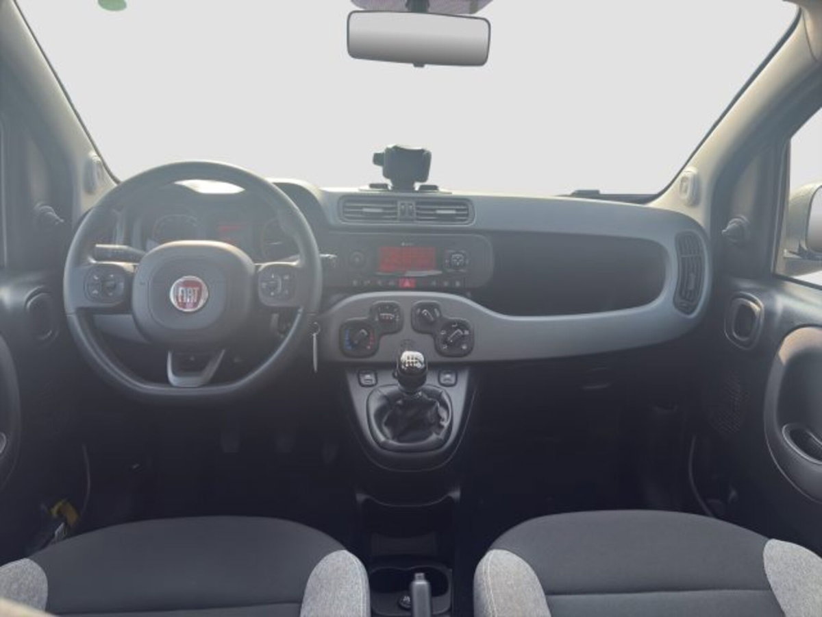 Fiat Panda 1.0 FireFly S&S Hybrid City Cross (11)