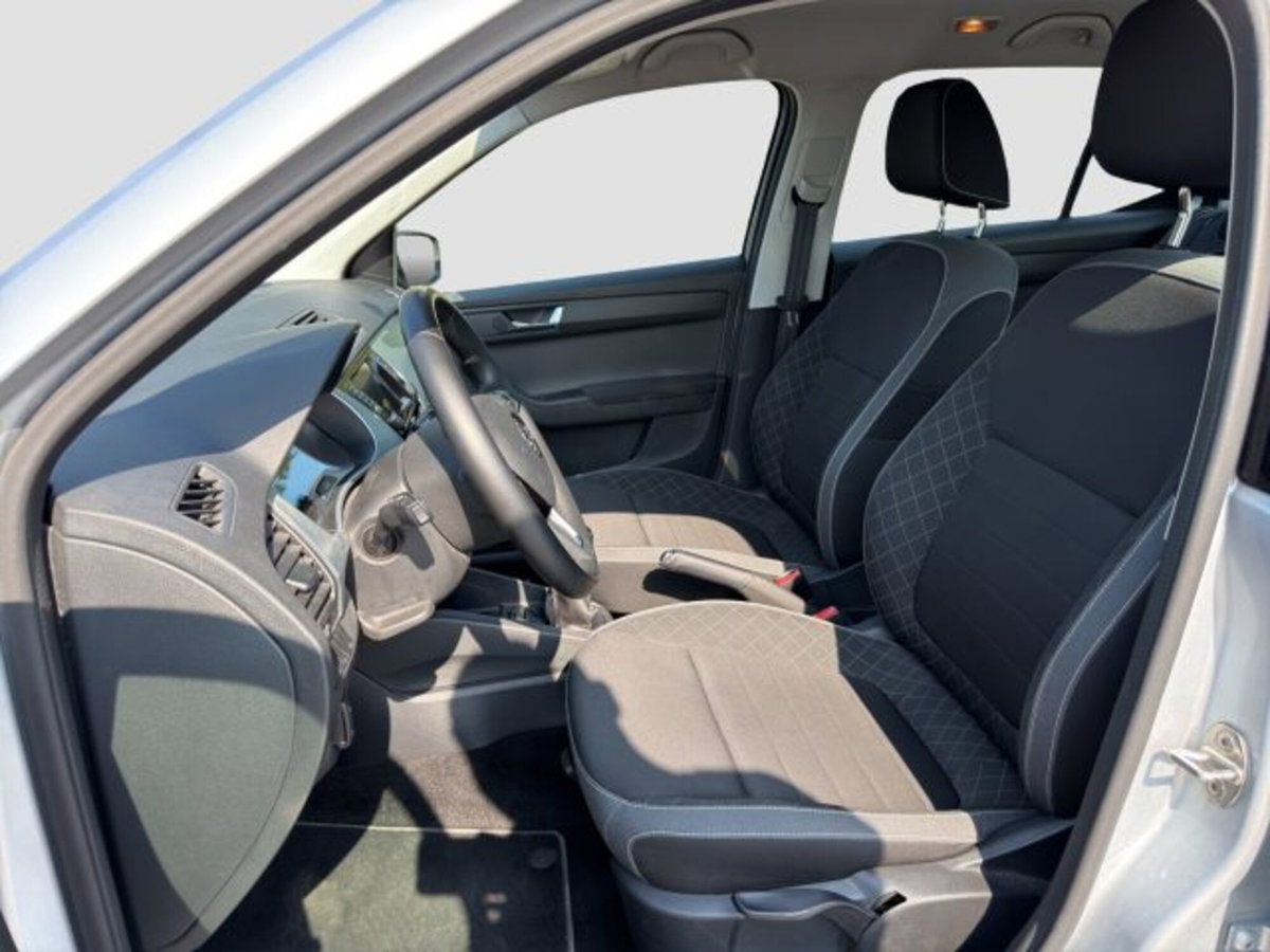 Skoda Fabia 1.0 MPI 75 CV Design Edition (10)