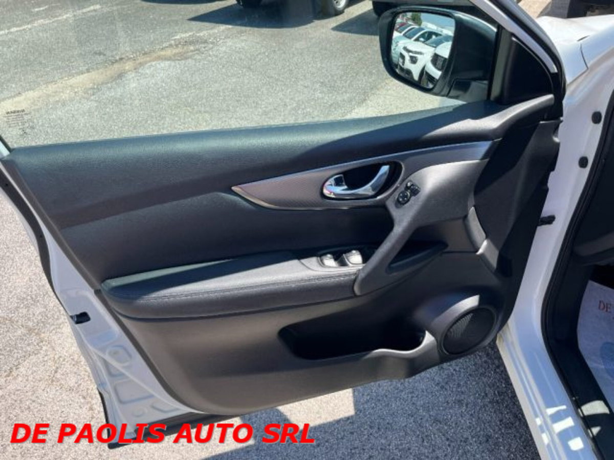 Nissan Qashqai 1.5 dCi 115 CV N-Connecta (6)