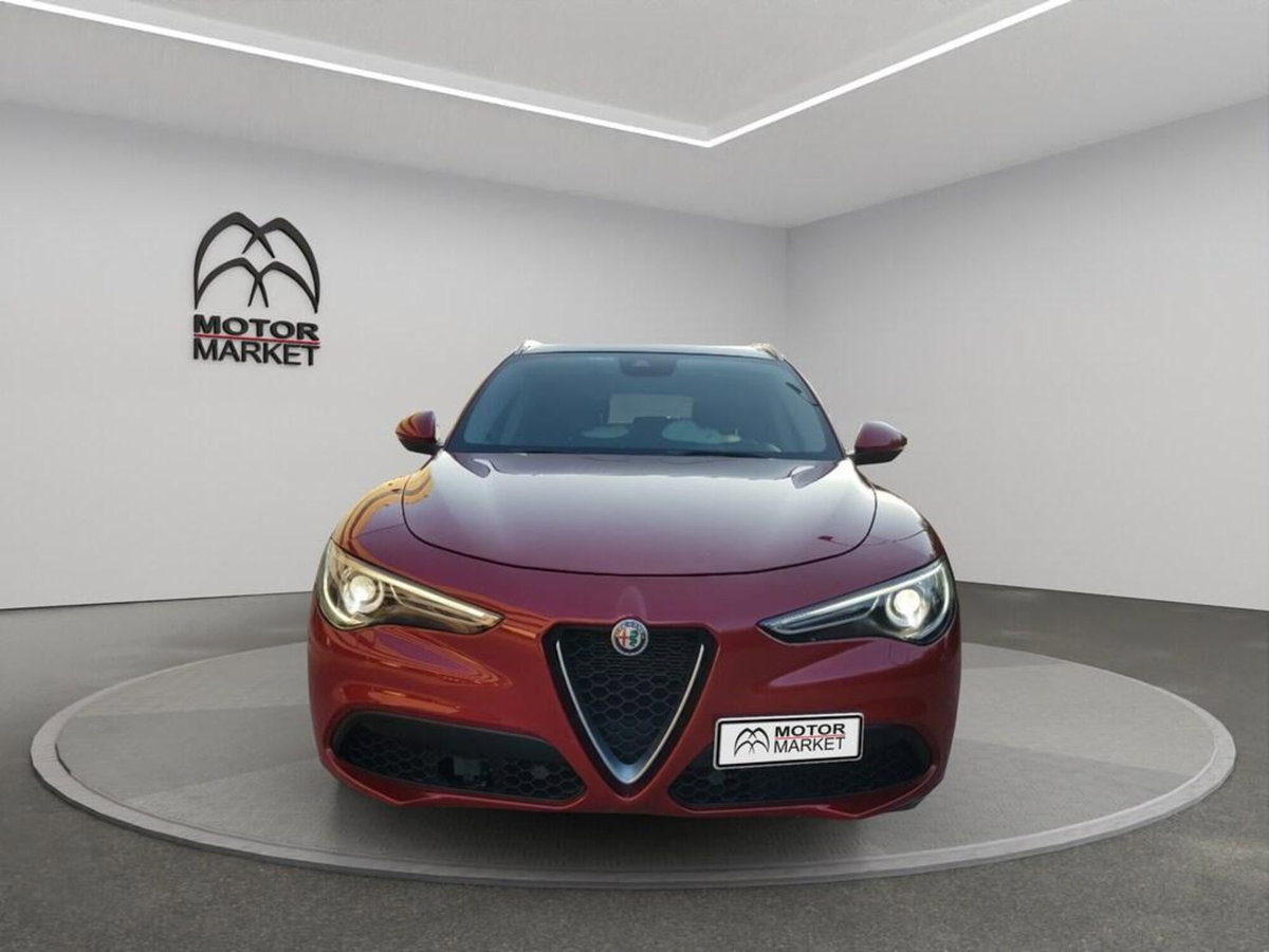 Alfa Romeo Stelvio Stelvio 2.0 Turbo 280 CV AT8 Q4 Ti (2)