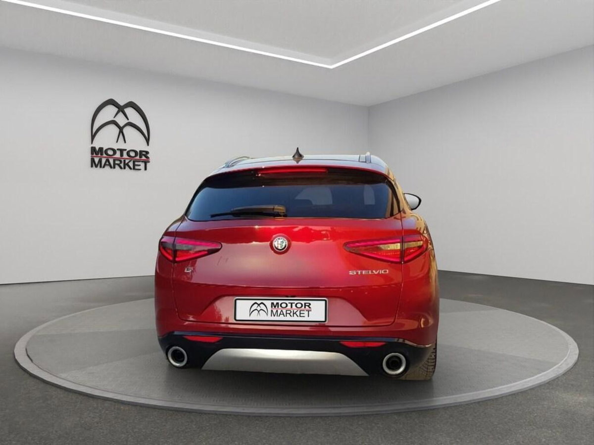 Alfa Romeo Stelvio Stelvio 2.0 Turbo 280 CV AT8 Q4 Ti (6)