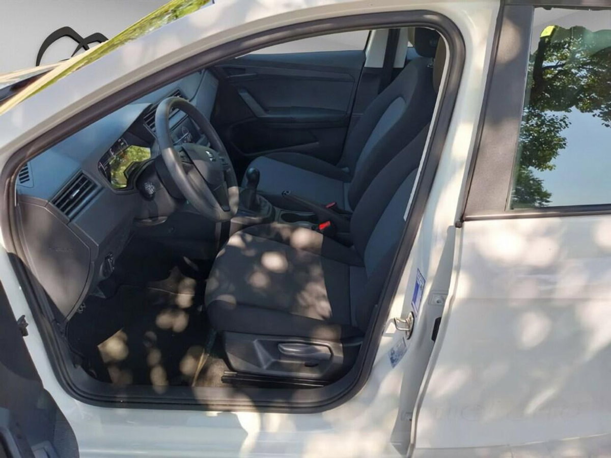 SEAT Ibiza 1.0 TGI 5 porte Reference (10)