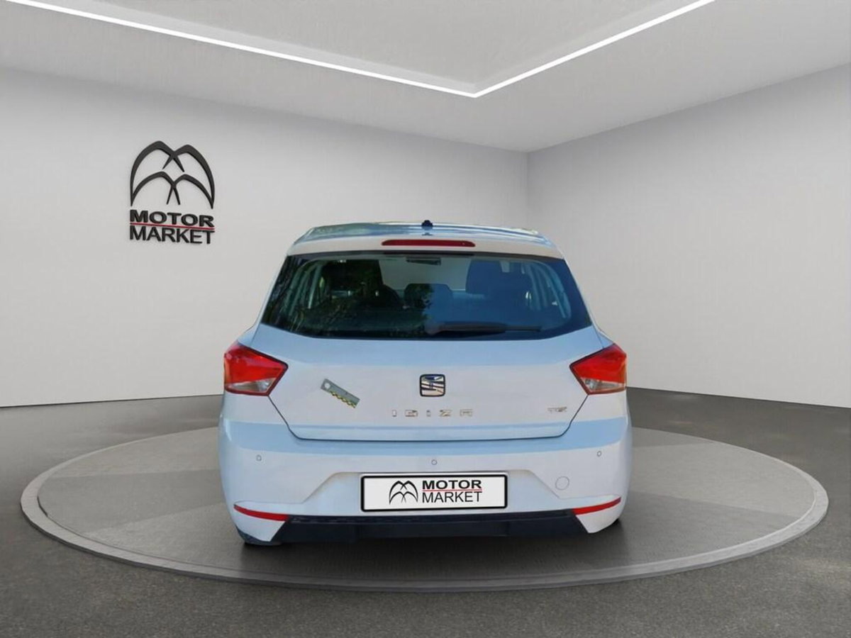 SEAT Ibiza 1.0 TGI 5 porte Reference (6)