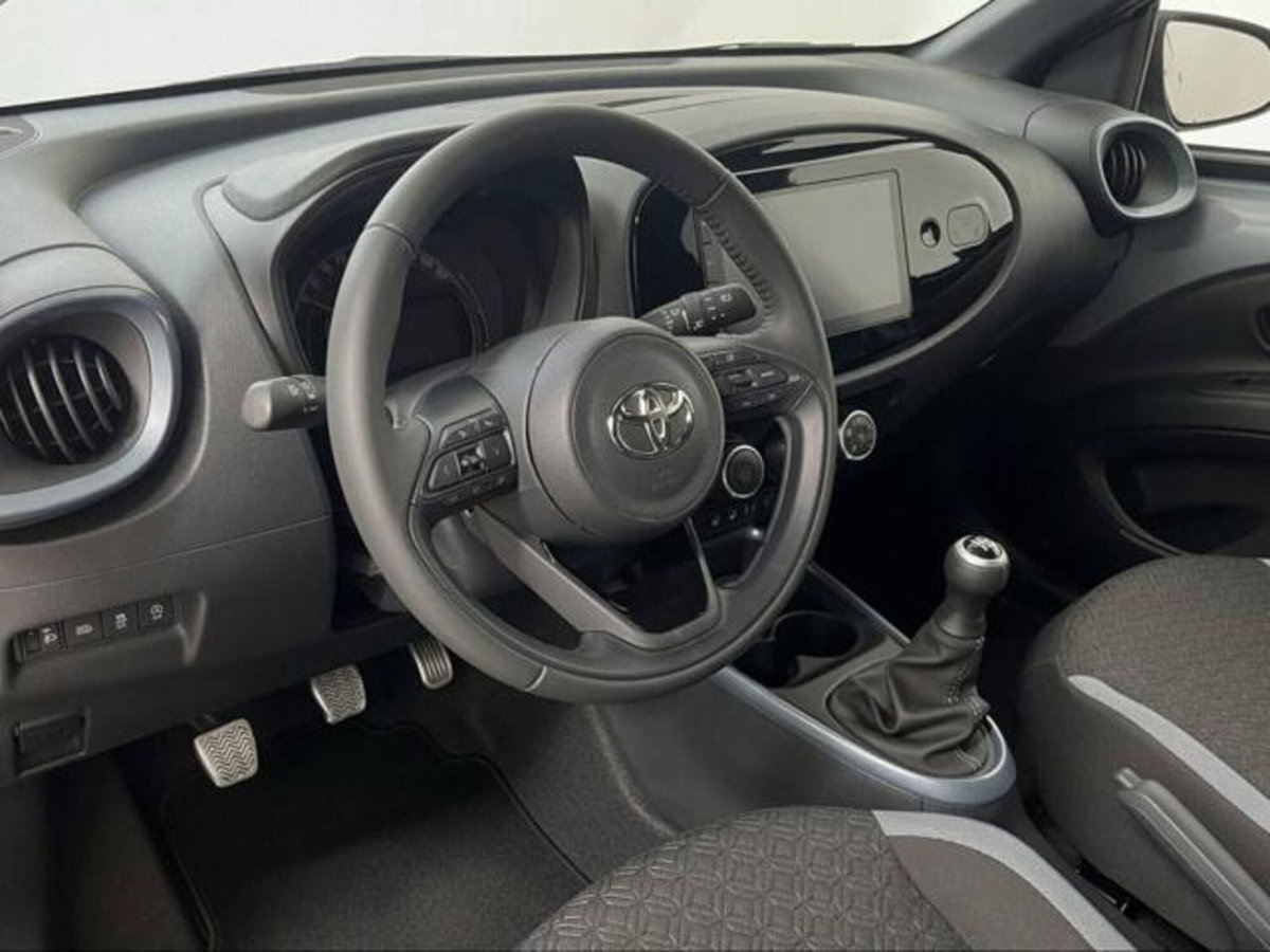 Toyota Aygo X 1.0 VVT-i 72 CV 5p. Undercover S-CVT (18)