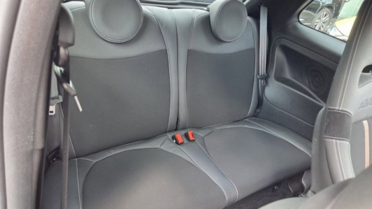 Abarth 695 695 1.4 Turbo T-Jet 180 CV 70° (15)