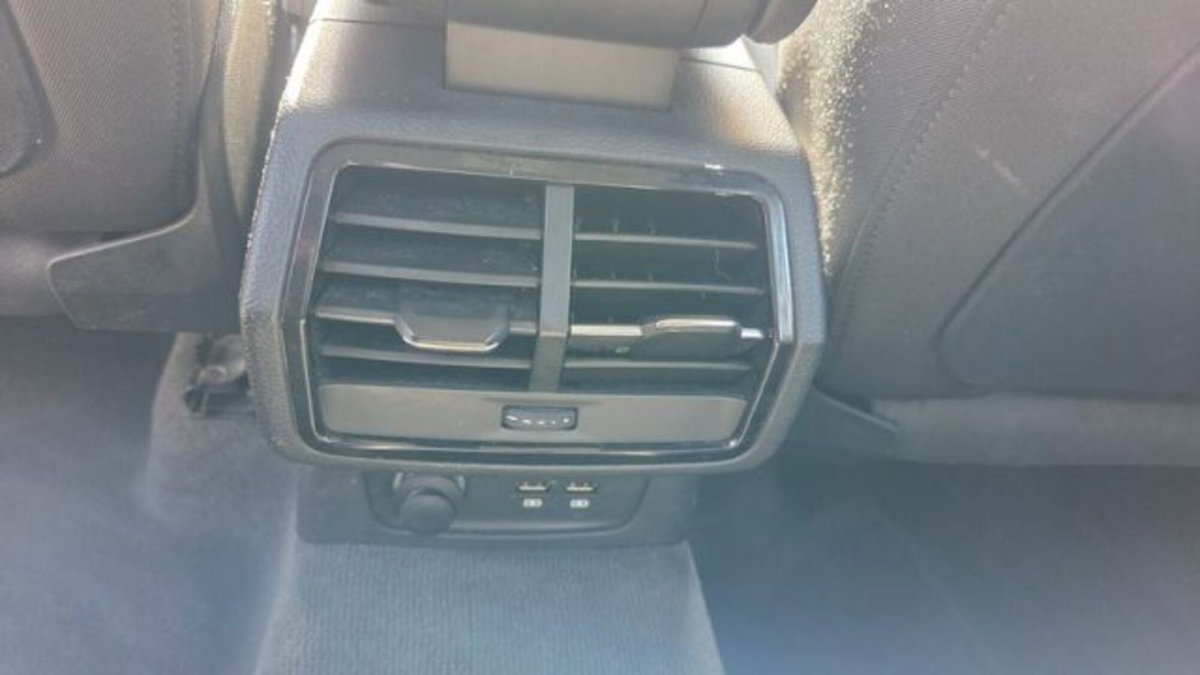 Audi Q3 Sportback 40 TFSI S tronic quattro edition (17)