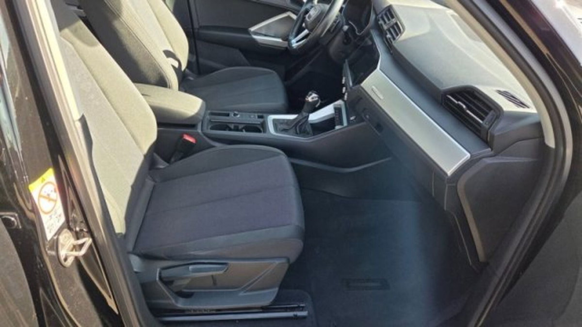 Audi Q3 Sportback 40 TFSI S tronic quattro edition (9)
