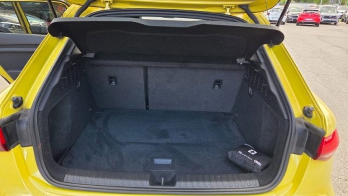 Audi A3 Sportback 35 TFSI Business Advanced (14)