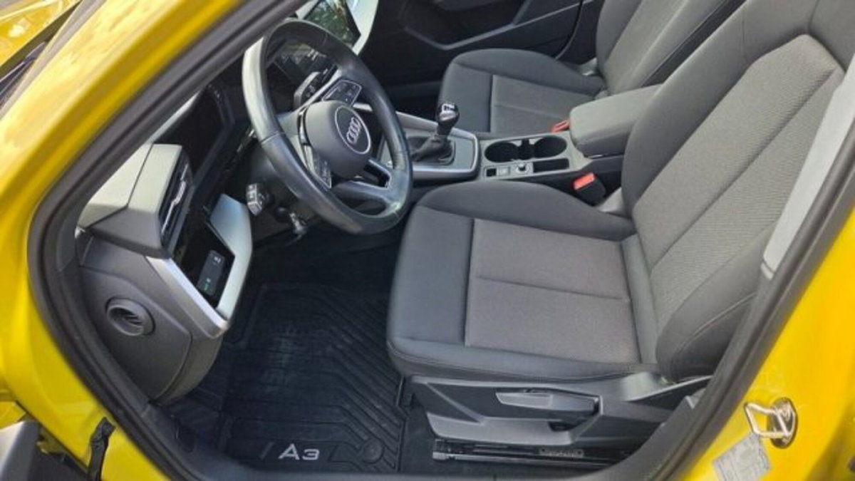 Audi A3 Sportback 35 TFSI Business Advanced (17)