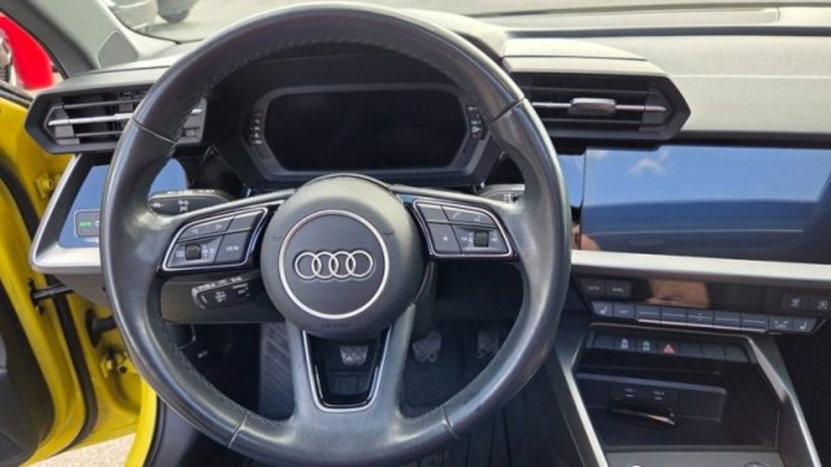 Audi A3 Sportback 35 TFSI Business Advanced (19)