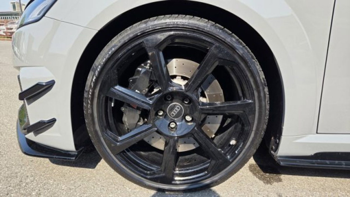 Audi TT RS Coupé 2.5 TFSI quattro S tronic (7)