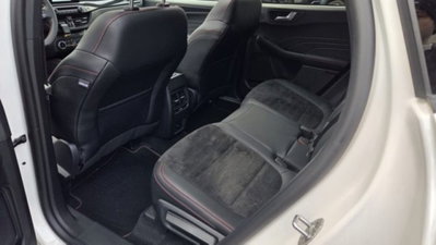Ford Kuga 2.5 Plug In Hybrid 225 CV CVT 2WD ST-Line (16)