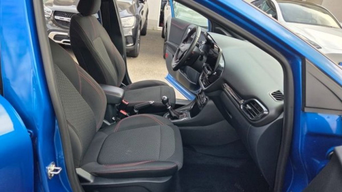 Ford Puma 1.5 EcoBlue 120 CV S&S ST-Line (8)