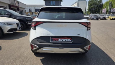 Kia Sportage 1.6 tgdi mhev Style 160cv mt (4)