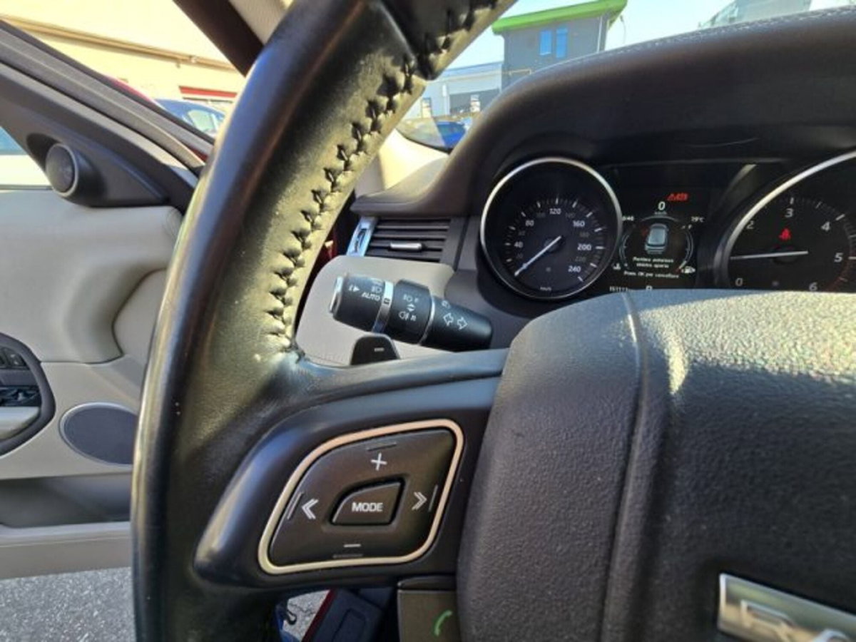 Land Rover Range Rover Evoque 2.0 TD4 180 CV 5p. Pure (11)
