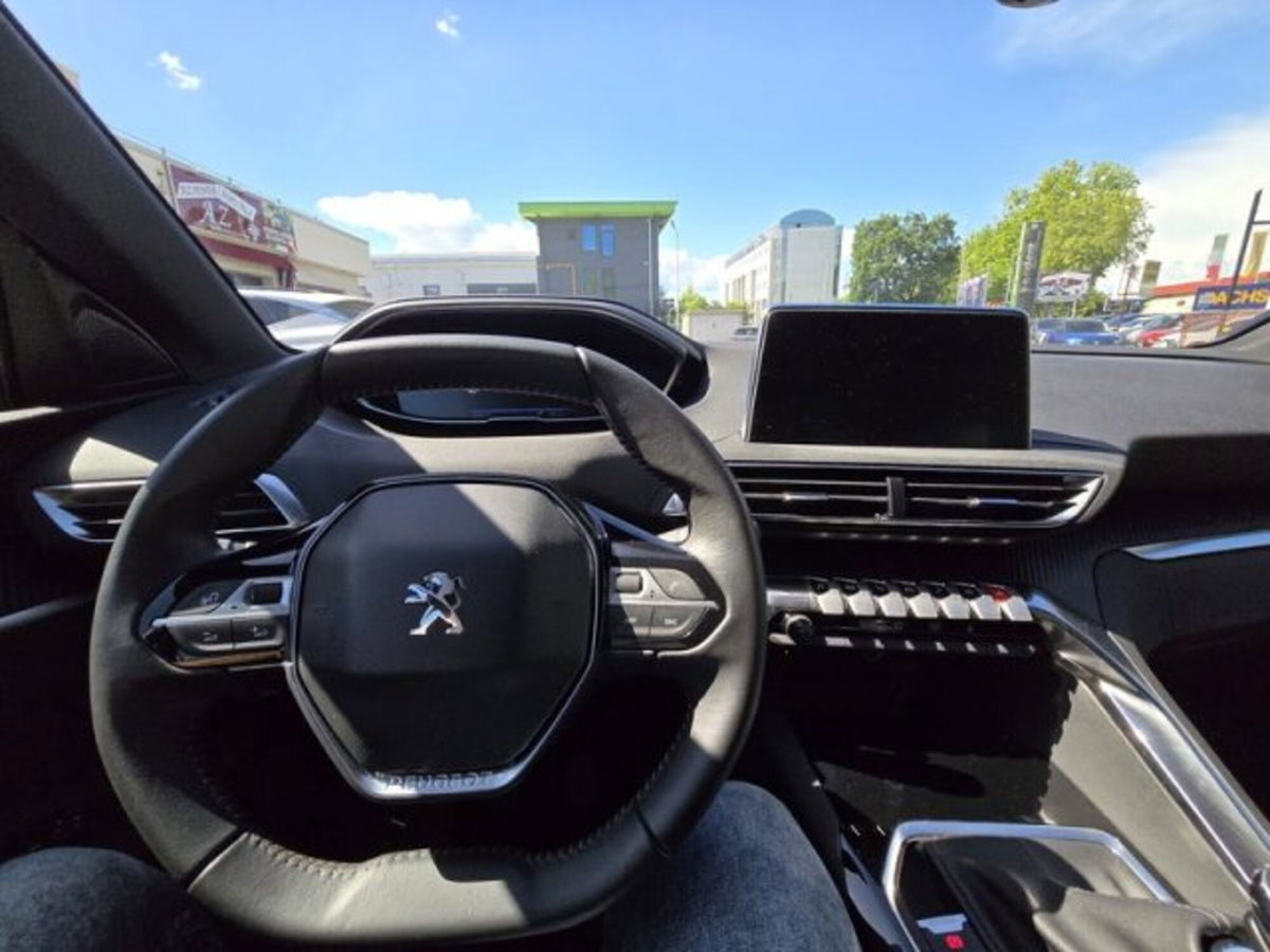 Peugeot 5008 PureTech Turbo 130 S&S EAT8 GT (14)