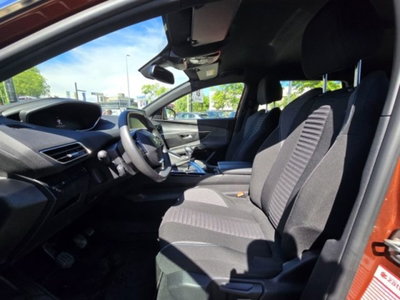 Peugeot 5008 PureTech Turbo 130 S&S EAT8 GT (9)