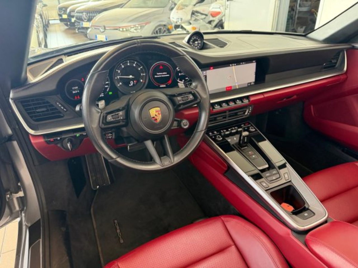 Porsche 911 Cabrio Cabrio 3.0 Carrera 4S (10)