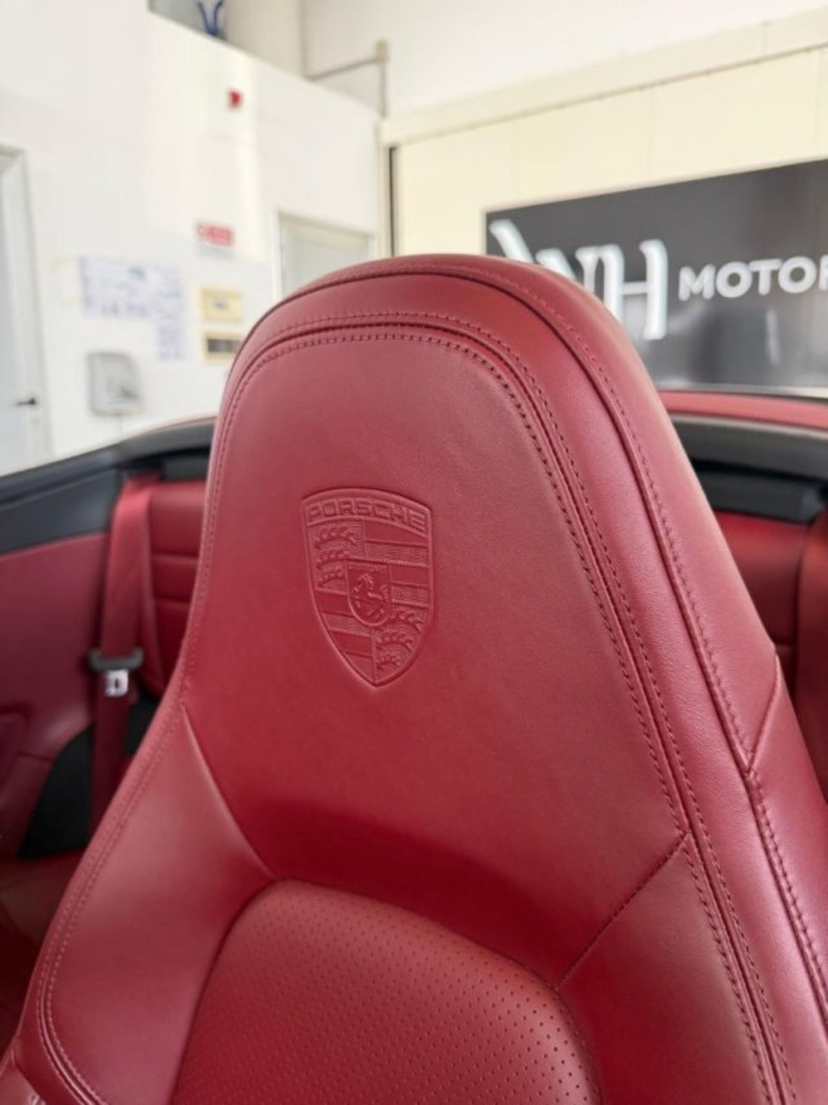 Porsche 911 Cabrio Cabrio 3.0 Carrera 4S (13)