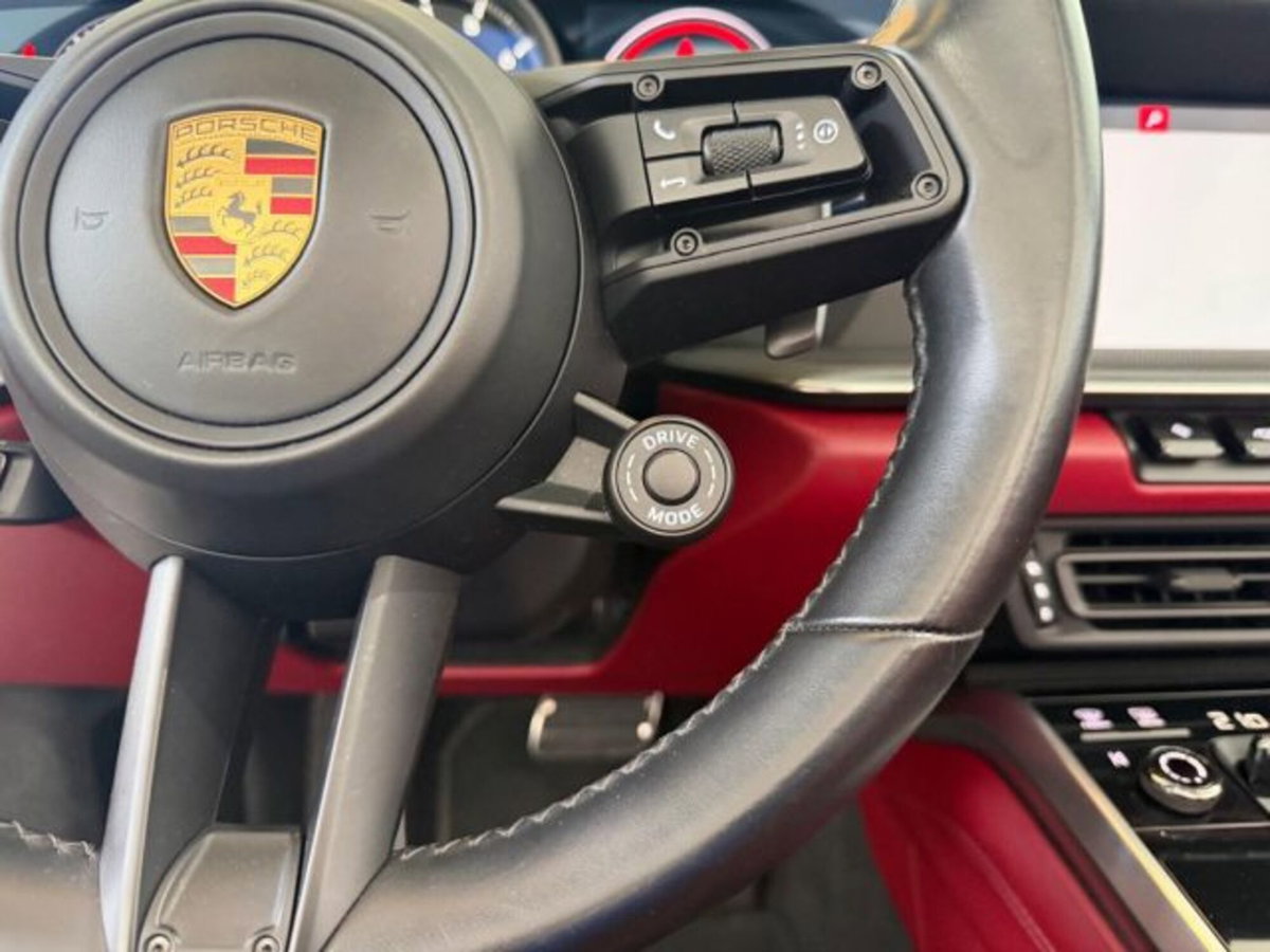 Porsche 911 Cabrio Cabrio 3.0 Carrera 4S (20)