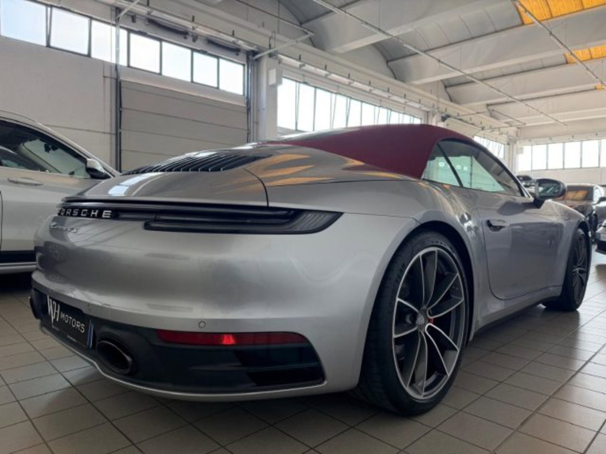 Porsche 911 Cabrio Cabrio 3.0 Carrera 4S (6)