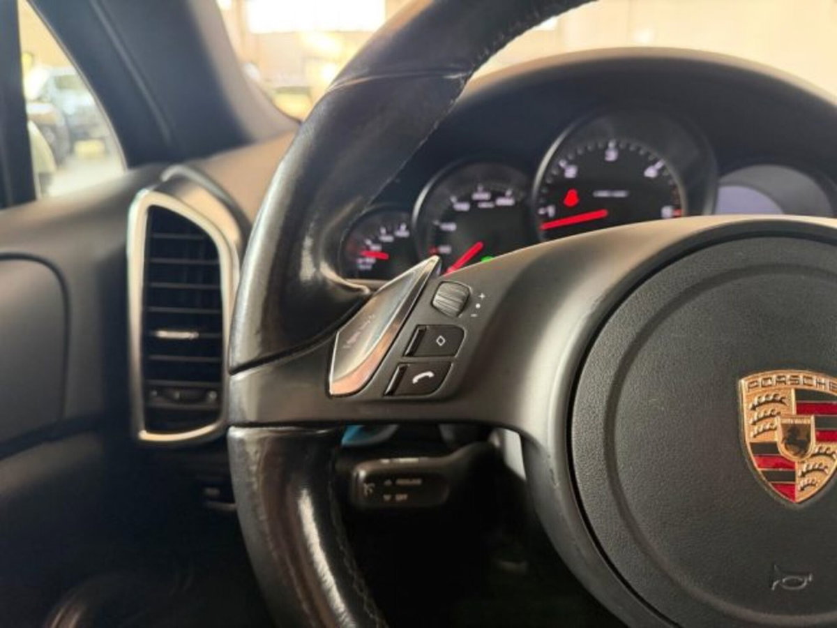 Porsche Cayenne 3.0 Diesel (10)