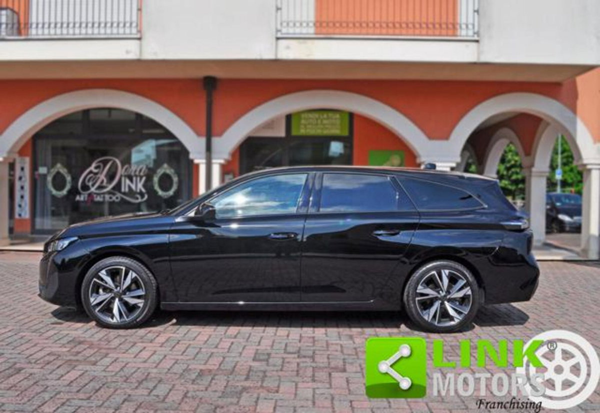 Peugeot 308 SW BlueHDi 130 S&S EAT8 Allure Pack (2)