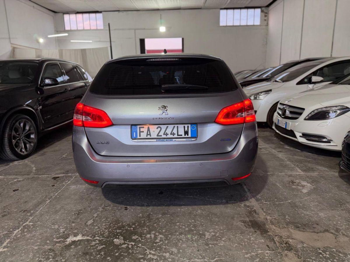 Peugeot 308 SW BlueHDi 120 S&S EAT6 GT Line (15)