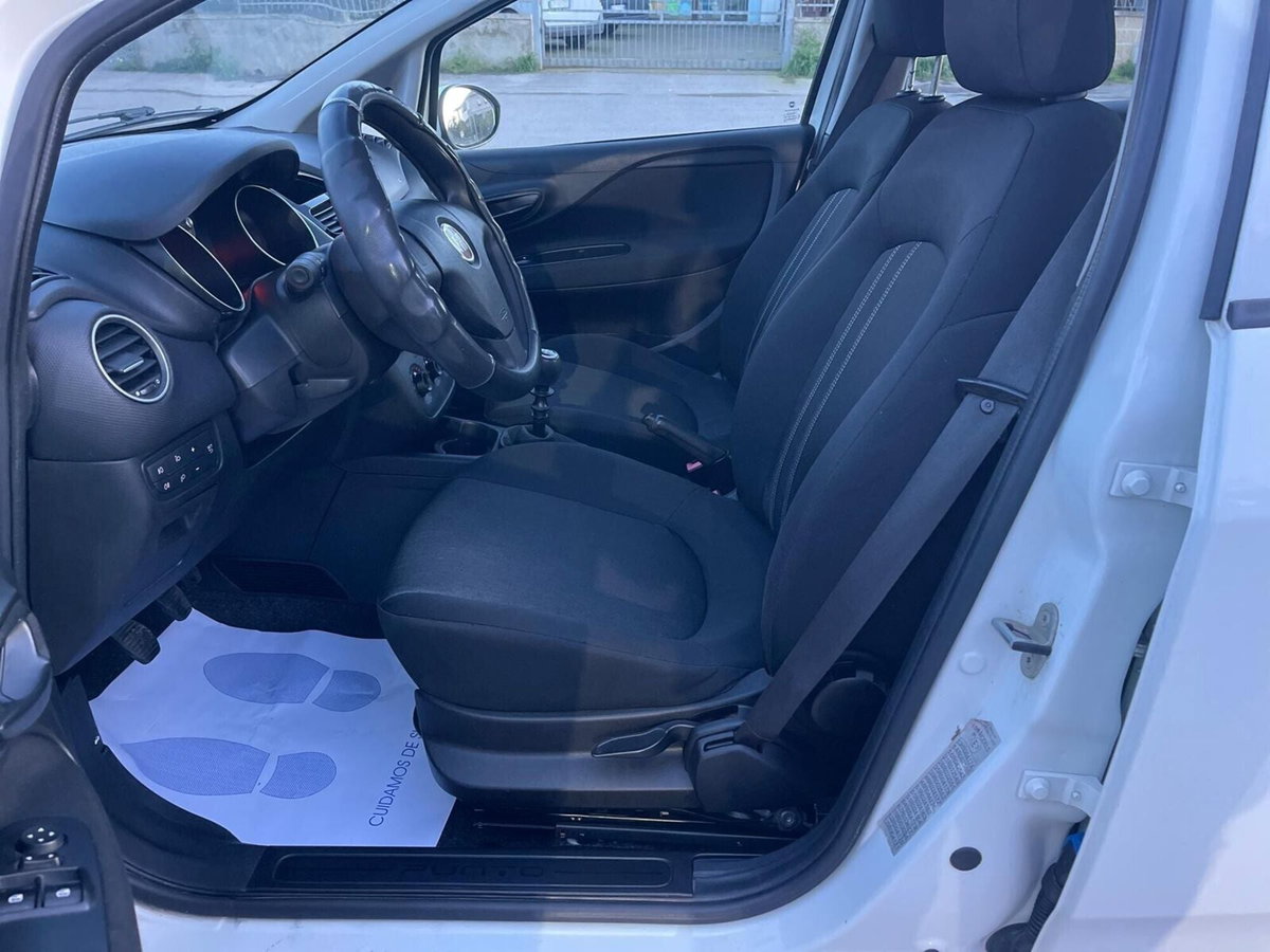Fiat Grande Punto 1.4 5 porte Actual Natural Power (2)