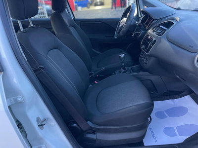 Fiat Grande Punto 1.4 5 porte Actual Natural Power (6)
