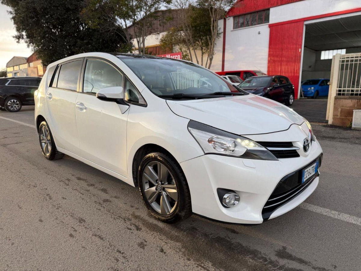 Toyota Verso 1.6 D-4D Style