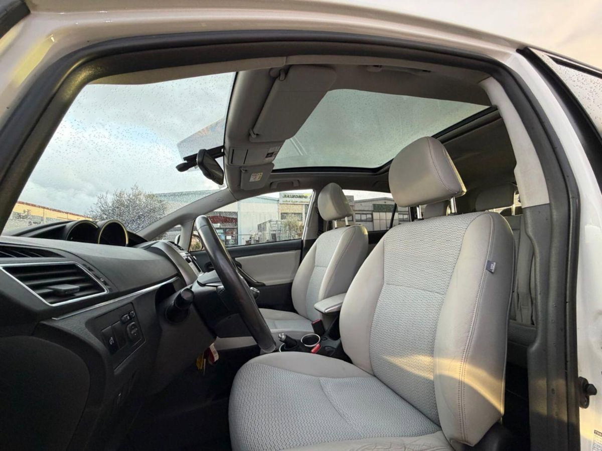 Toyota Verso 1.6 D-4D Style (11)