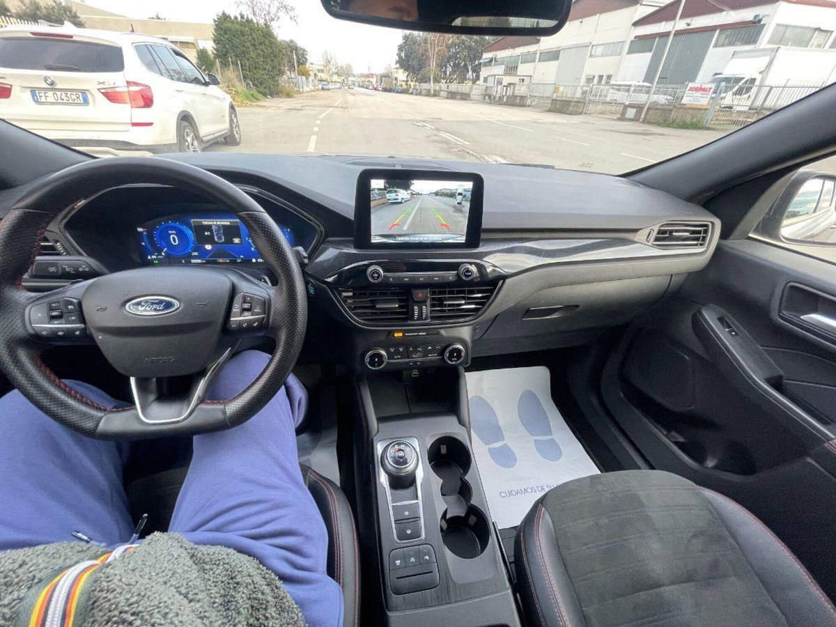 Ford Kuga 2.0 EcoBlue 120 CV aut. 2WD ST-Line X (11)