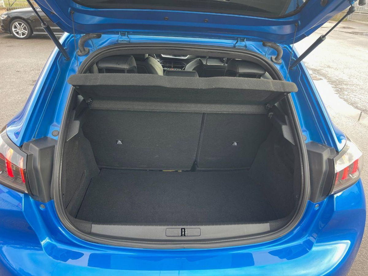 Peugeot 208 PureTech 100 Stop&Start 5 porte GT Line (18)