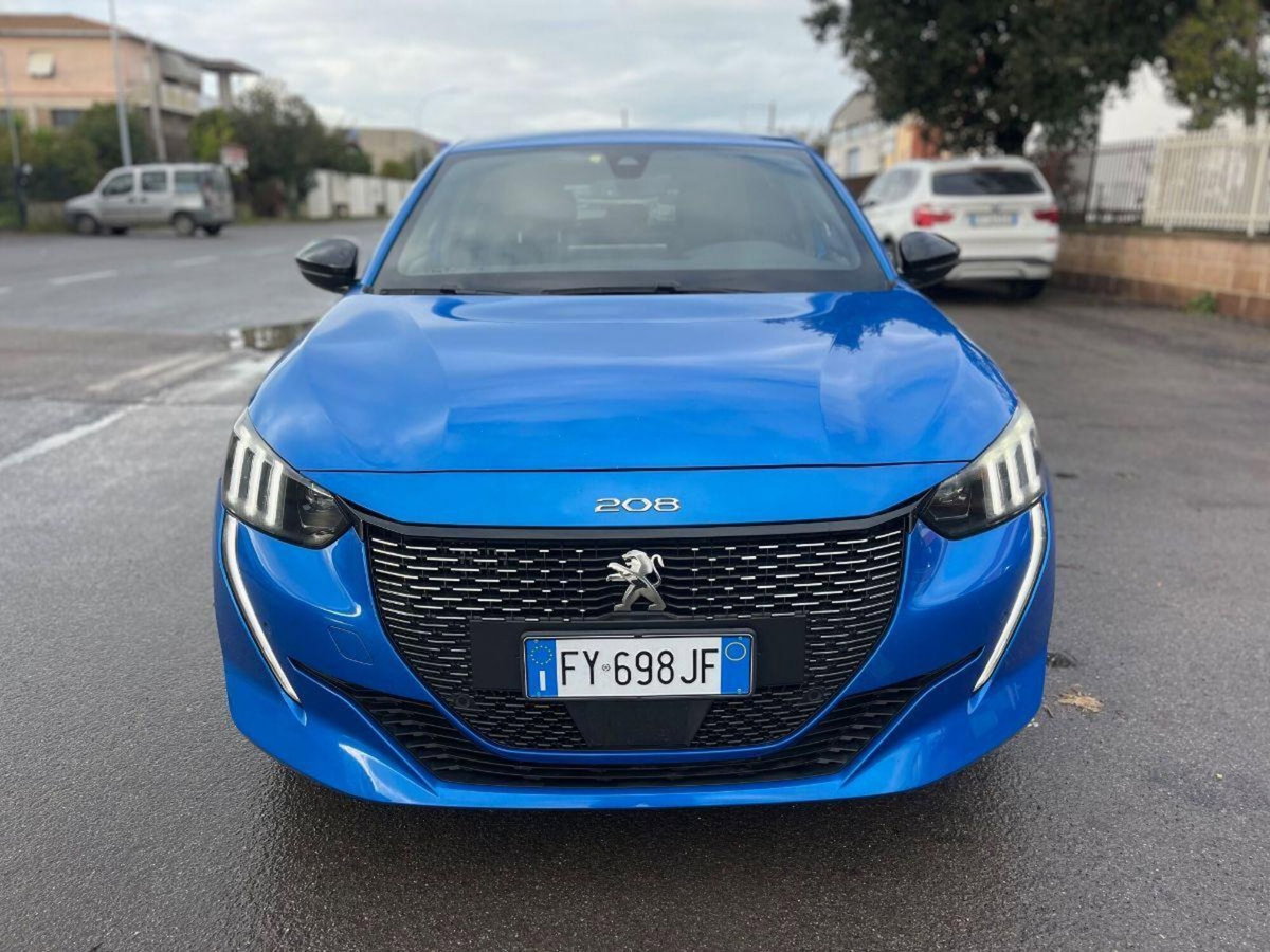 Peugeot 208 PureTech 100 Stop&Start 5 porte GT Line (2)