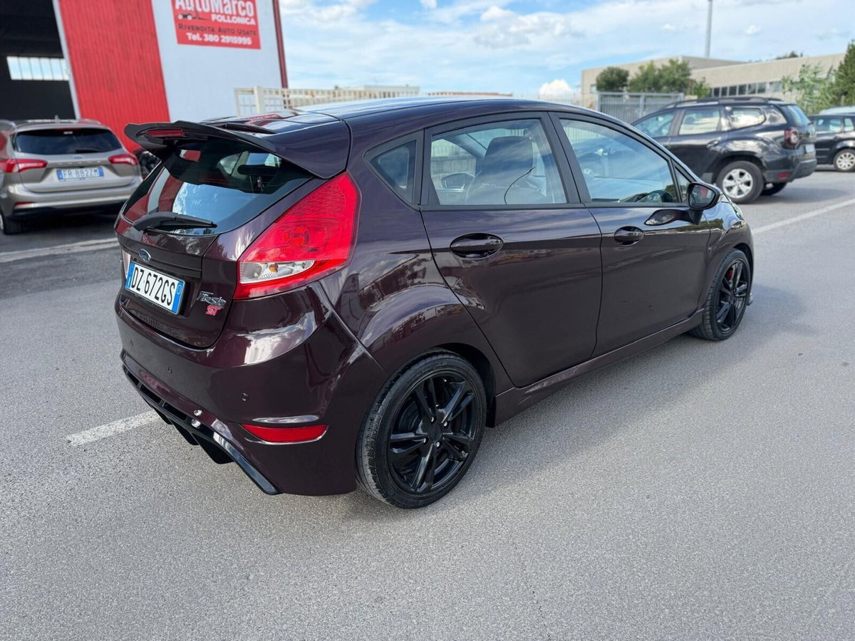 Ford Fiesta 1.4 TDCi 5p. Titanium (4)