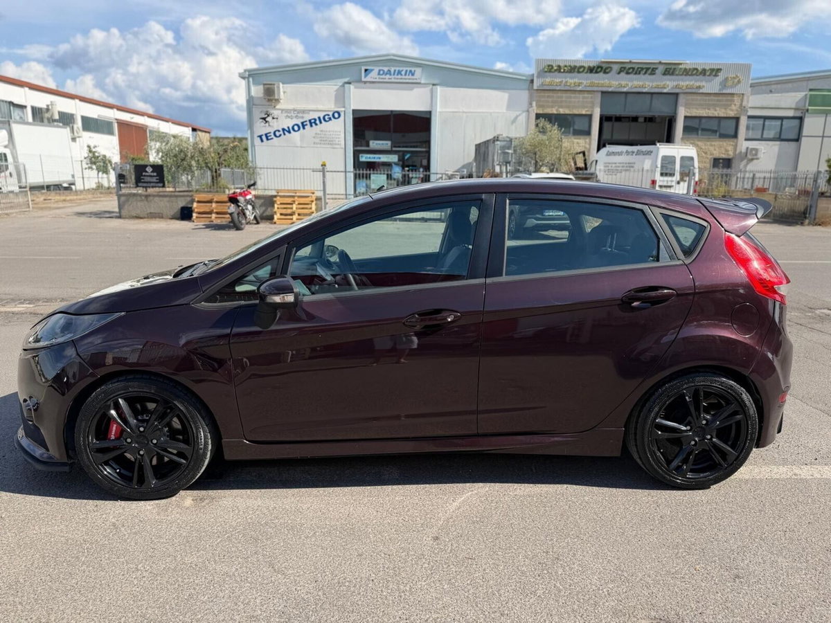 Ford Fiesta 1.4 TDCi 5p. Titanium (7)