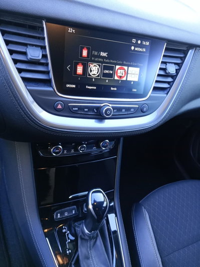 Opel Grandland 1.5 diesel Ecotec aut. Business Elegance (8)