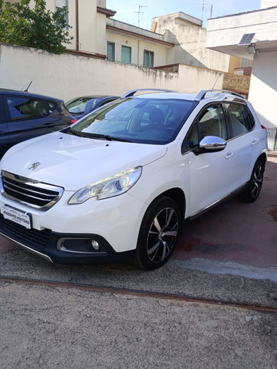 Peugeot 2008 e-HDi 92 CV Stop&Start Allure (2)