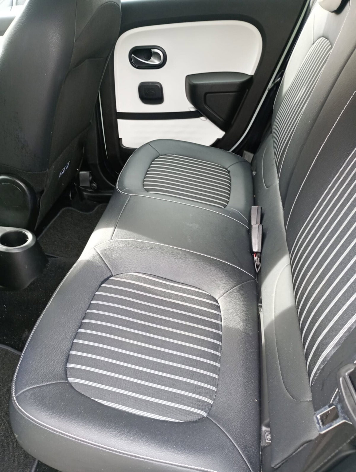 Renault Twingo TCe 95 CV Intens (7)