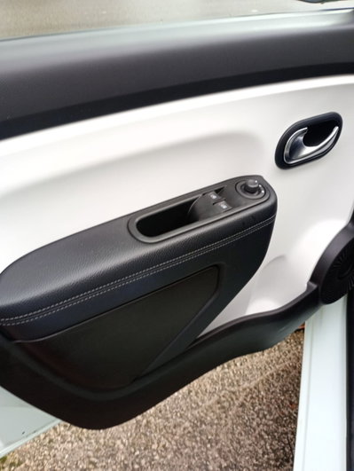 Renault Twingo TCe 95 CV Intens (9)