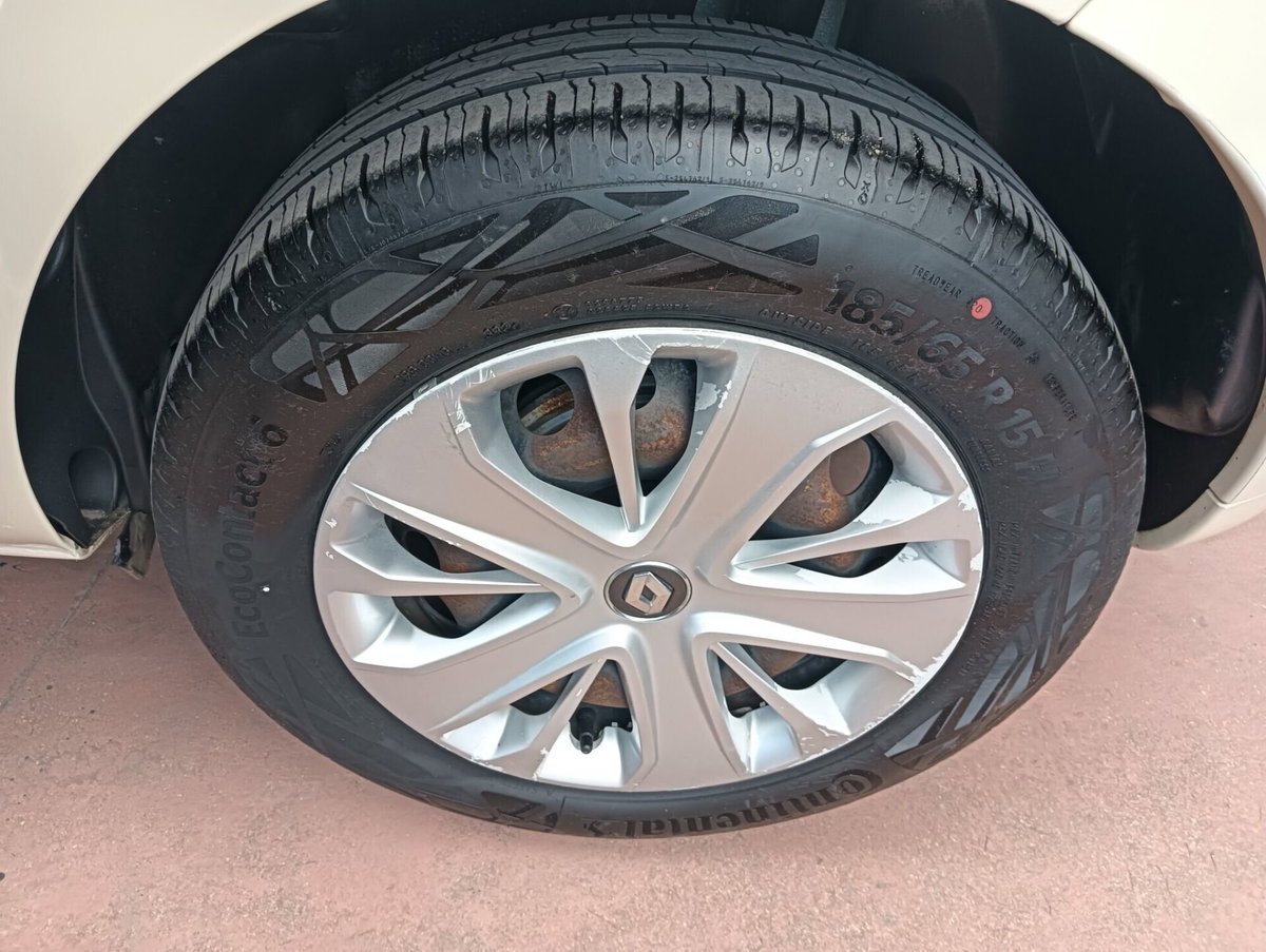 Renault Clio dCi 8V 75CV Start&Stop 5 porte Energy Zen (14)